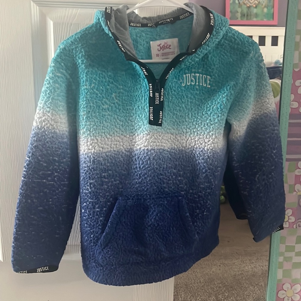 Justice Pullover